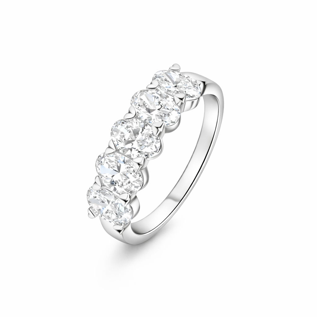 Mia Ring