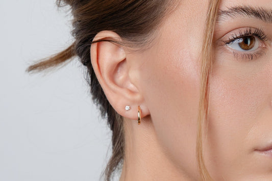 Vittoria Studs