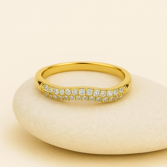 Lucia Pave Ring