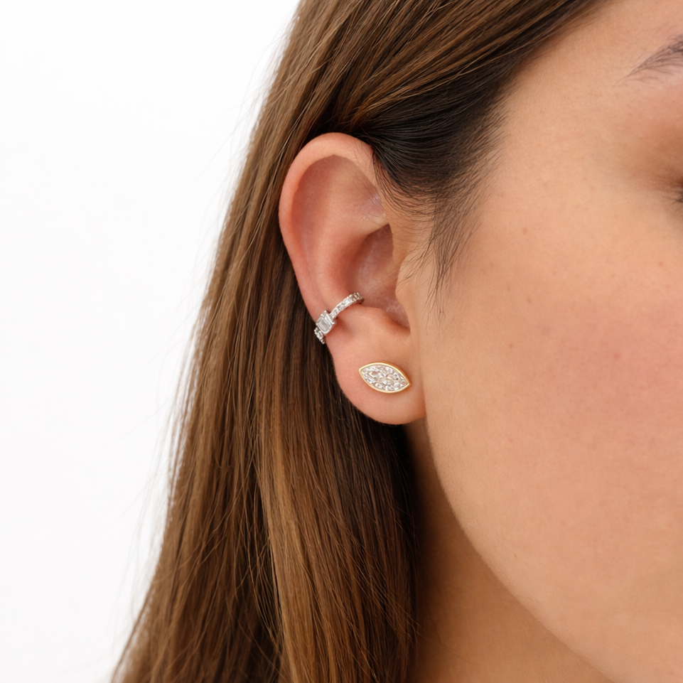 Luce Baguette Ear Cuff
