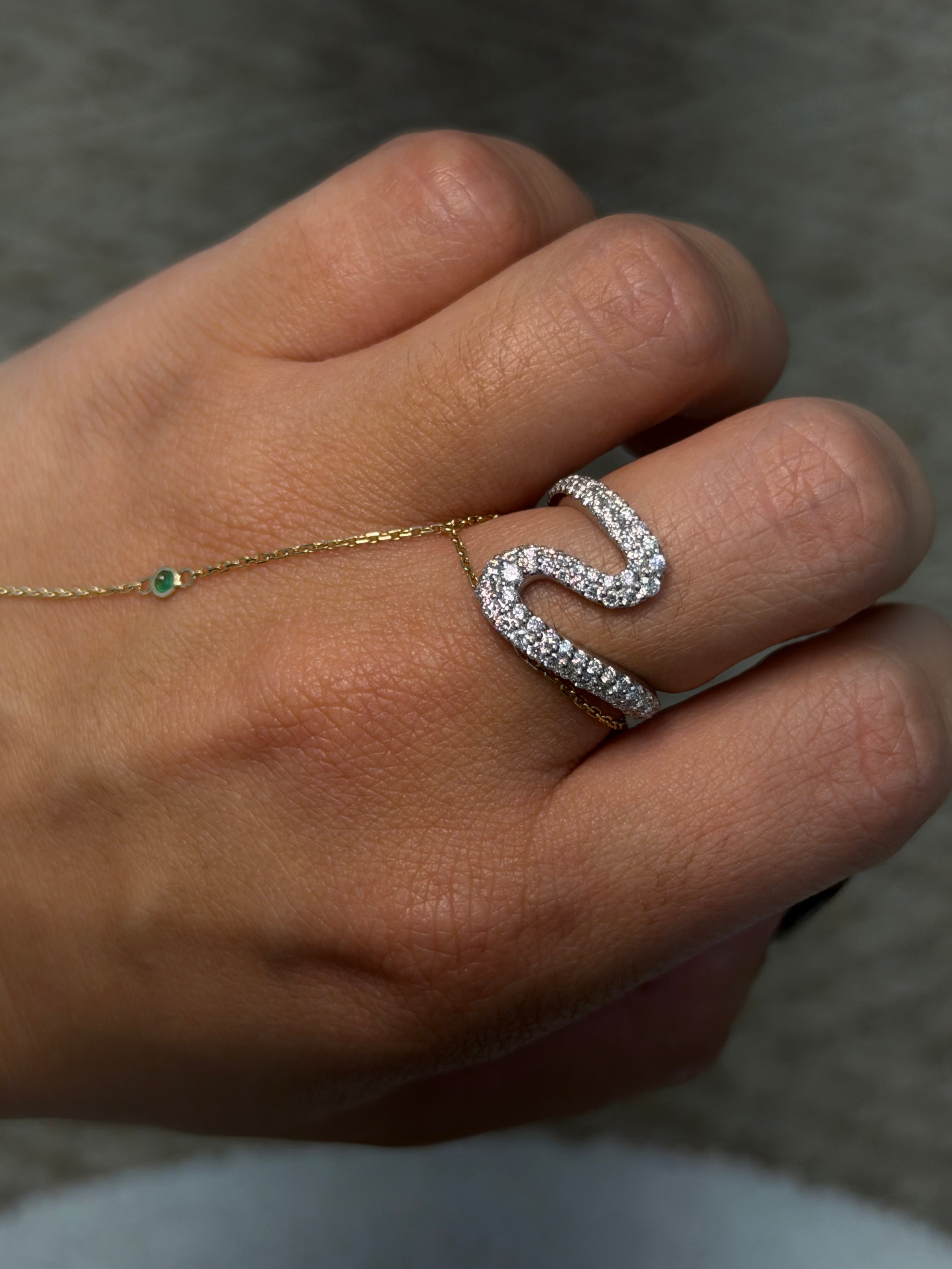 Pavé Twist Ring