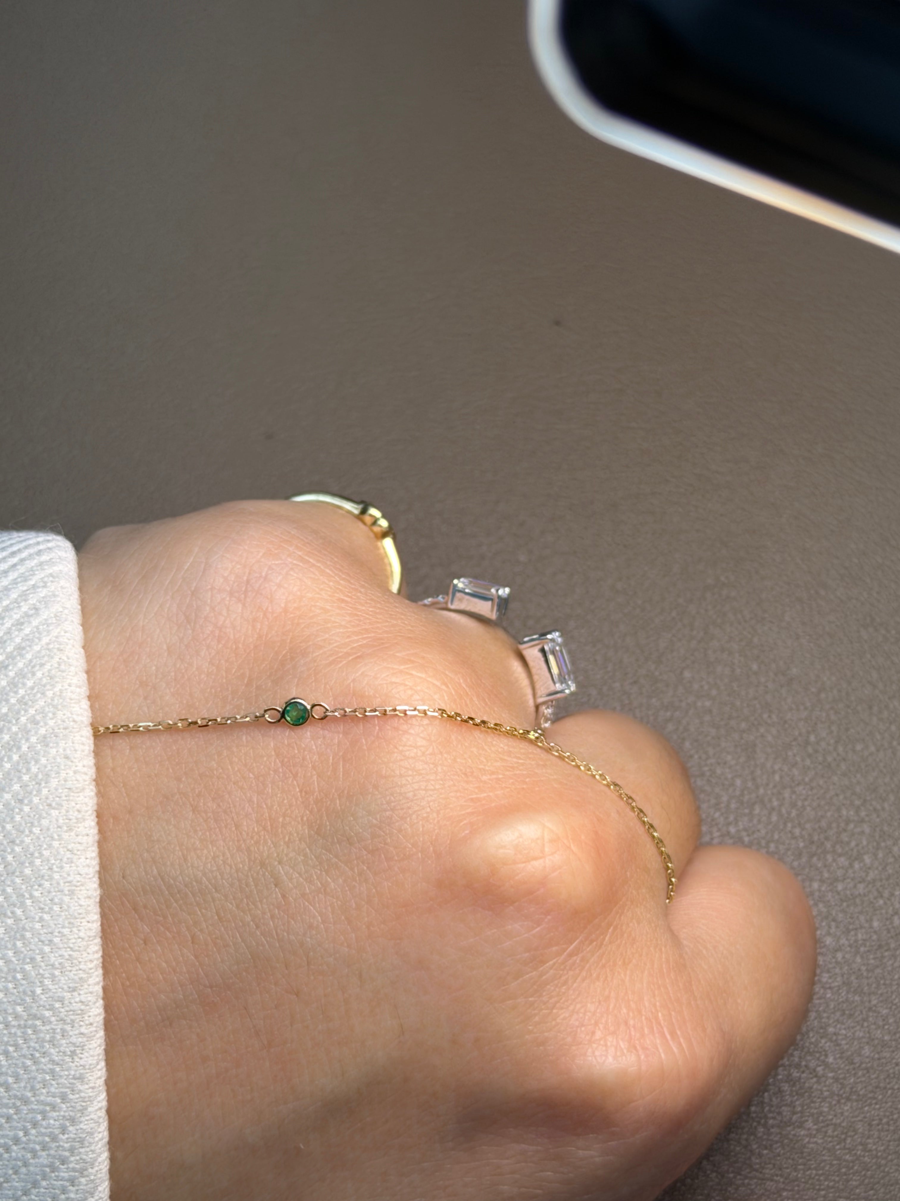 Pia Pinky Ring in Emerald
