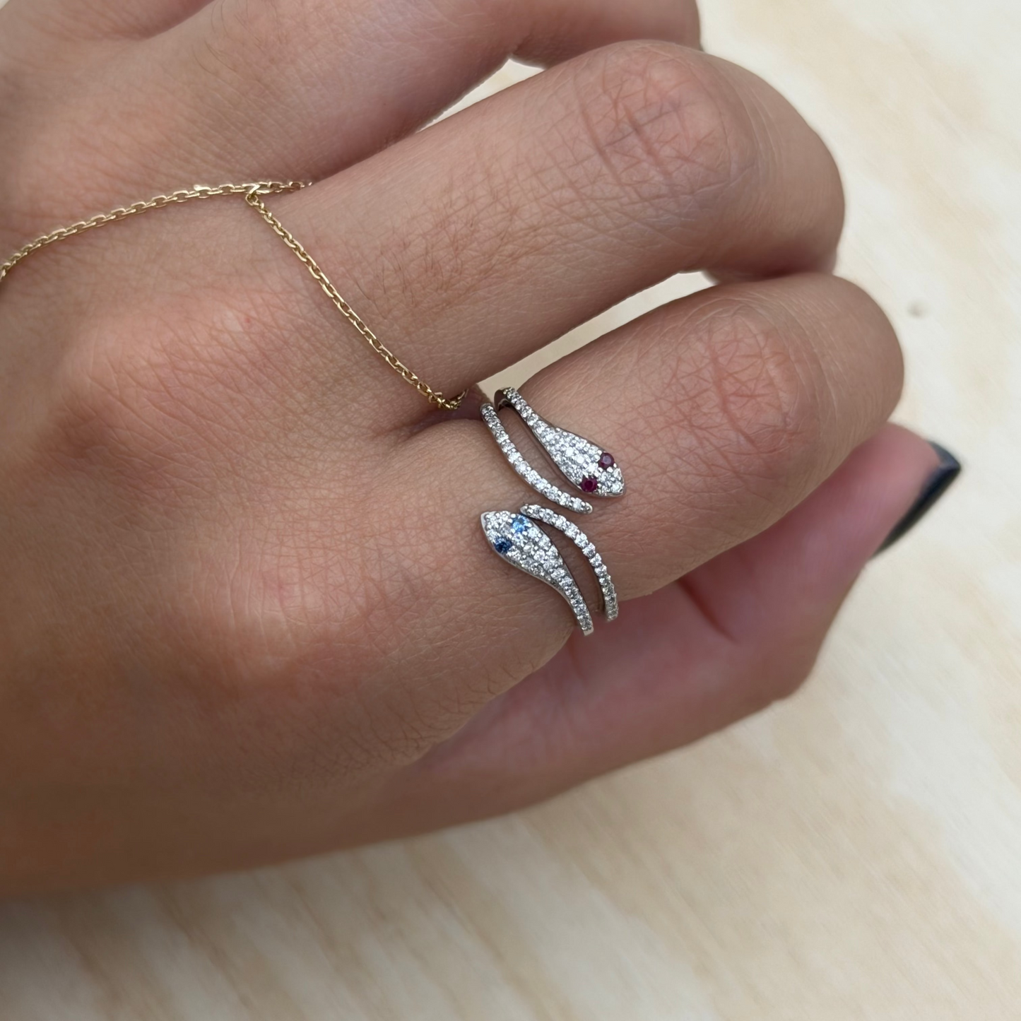 Serpente Ring