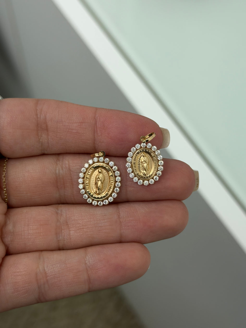 "Virgen De Guadalupe" Pendant Small