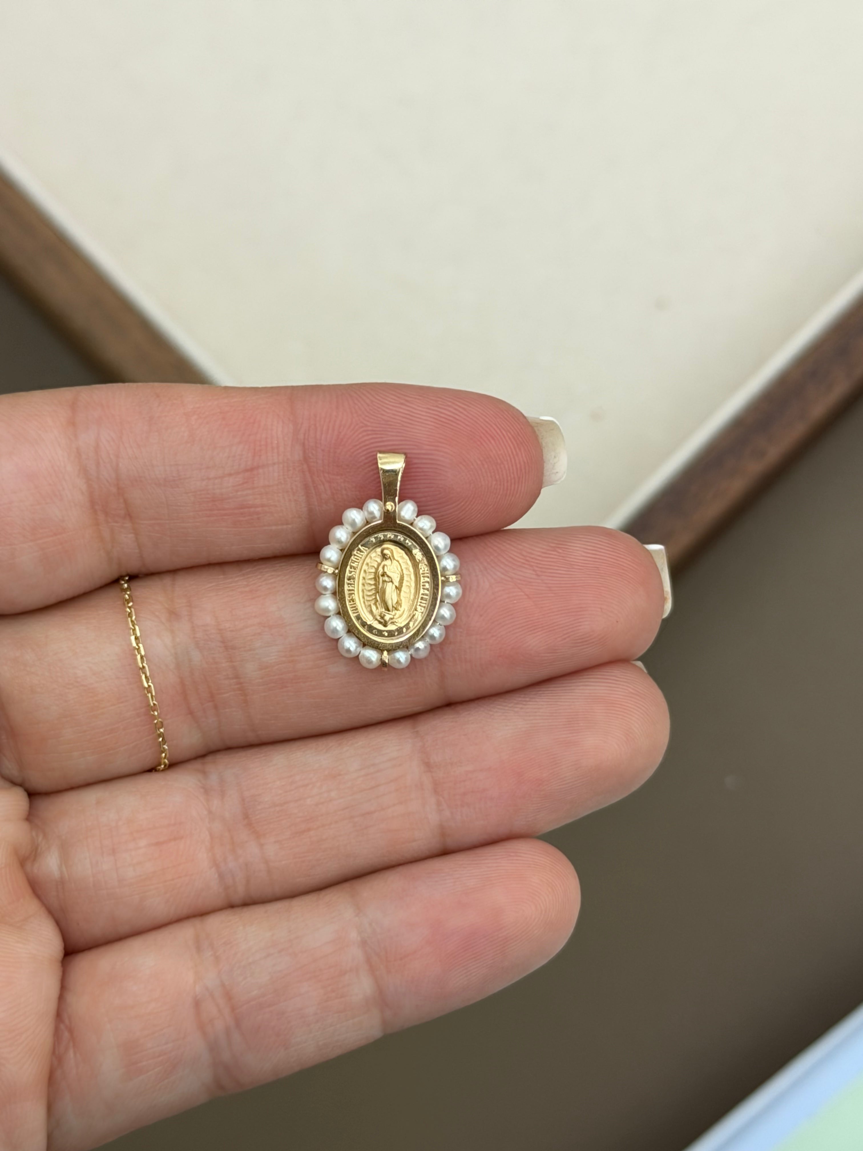 Pearl "Virgen De Guadalupe" Pendant